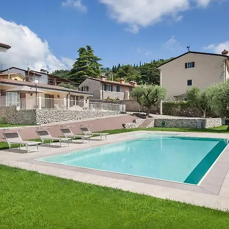 Chiara 2-appartamento In Con Piscina