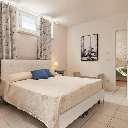 Daire Chiara 2-appartamento In Con Piscina *