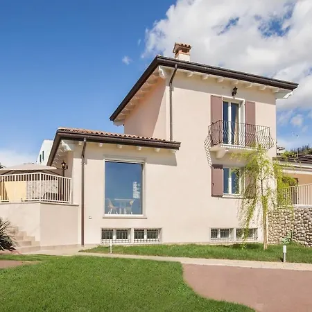 Chiara 2-appartamento In Con Piscina Cavaion Veronese