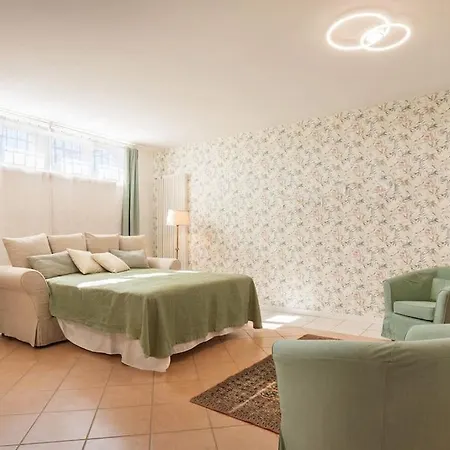 Chiara 2-appartamento In Con Piscina Cavaion Veronese